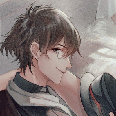 男子发现毒蛇上前拍照被咬到脚